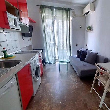 Apartamentos Econostay Fuencarral Madrid Eksteriør bilde