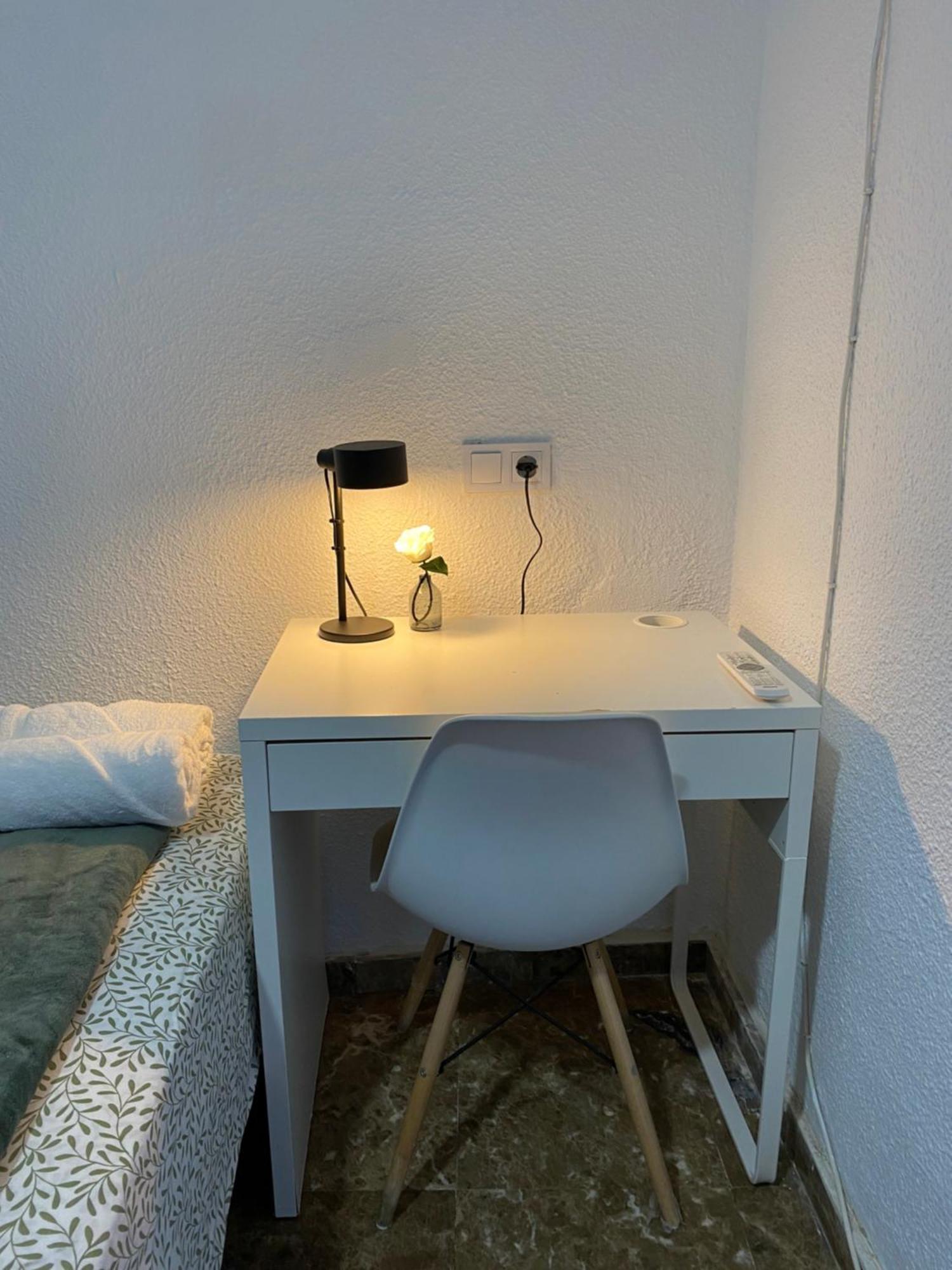 Apartamentos Econostay Fuencarral Madrid Eksteriør bilde