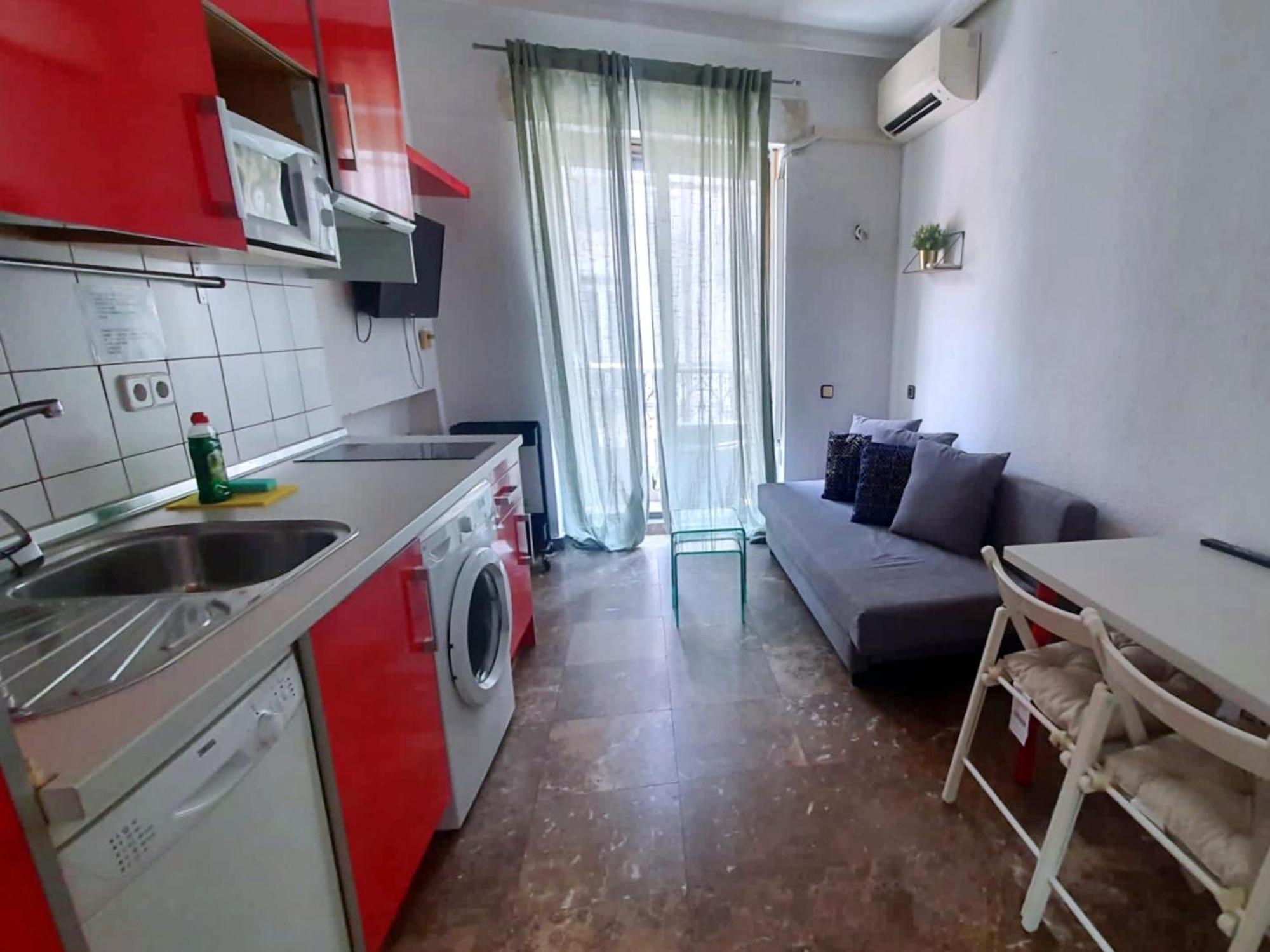 Apartamentos Econostay Fuencarral Madrid Eksteriør bilde